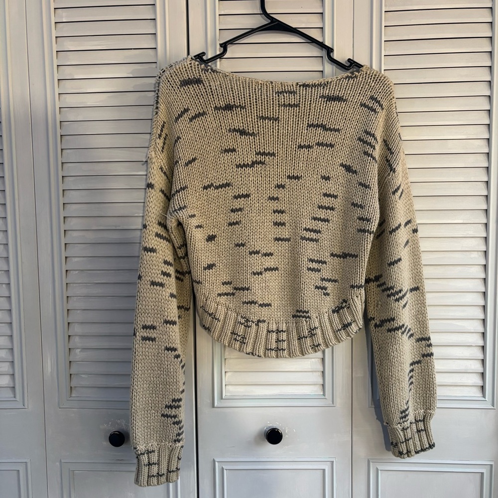 Cropped sweater - Picture 3 of 6